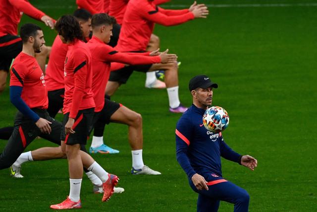 2026上海乒乓球嘉年华开幕 乒乓名将点赞全民观赛参赛新体验